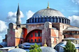 The Guide To Istanbul – Jewel of the Mediterranean