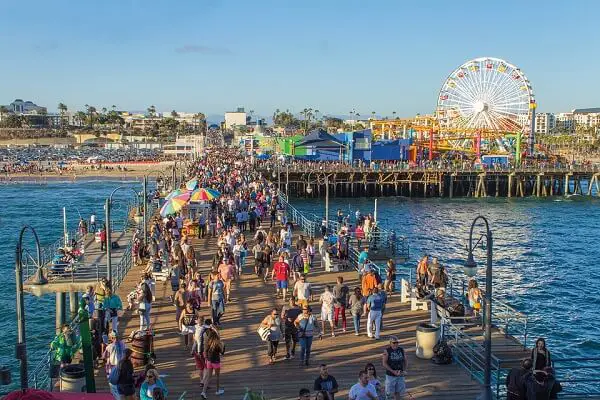 The Best Free Things To Do In Los Angeles - santa monica pier ferris wheel